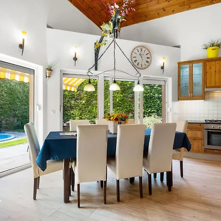 Βίλα Perla By Interhome *